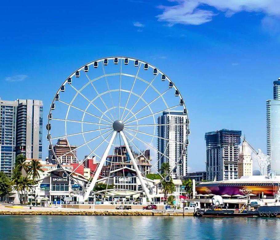Miami On A Budget - Free Dinner -Coffee - Tea - Every Day-Female Only Dorms - Men Only Dorms - Under New Management Exterior foto